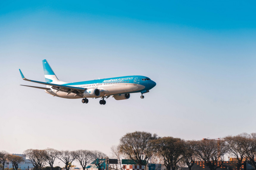 Aerolíneas Argentinas realizó su primer vuelo con combustible sostenible